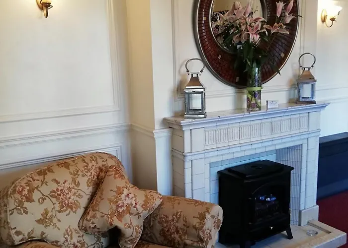 Castle بيت ضيافة