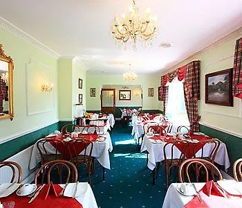 Castle بيت ضيافة