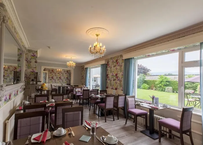 Πανσιόν Castle